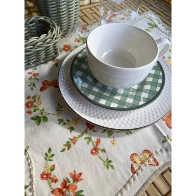 S/N - JOGO AMERICANO ESTAMPADO COM FLORES E BORBOLETAS S/N - JOGO AMERICANO ESTAMPADO COM FLORES E BORBOLETAS