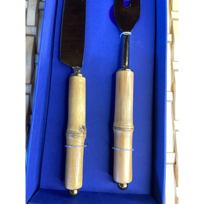 CJ 2PC FACA  E GARFO AÇO INOX P/ ASSADO C/CABO BAMBU DOURADO
