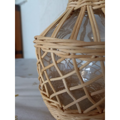 VASO EM VIDRO COM FIBRA NATURAL