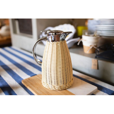 GARRAFA TERMICA ACO INOX C/RATTAN PLASTICO BEGE 1,5l GARRAFA TERMICA ACO INOX C/RATTAN PLASTICO BEGE 1,5l