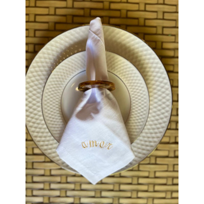 GBBCH 15(GB BORDADO AMOR DOURADO TECIDO BRANCO)