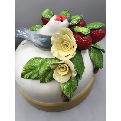 QUEIJEIRA COM PASSARO