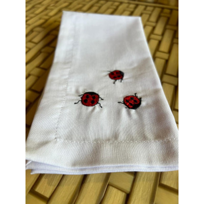 GBB 238(GB BORDADO JOANINHAS TECIDO BRANCO) GBB 238(GB BORDADO JOANINHAS TECIDO BRANCO)