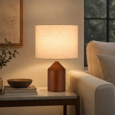 LUMINÁRIA DE MESA EM LINHO E MADEIRA