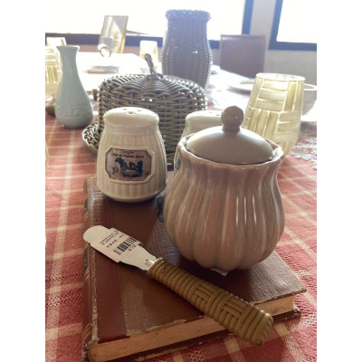 AÇUCAREIRO DE PORCELANA PÉTALA AREIA