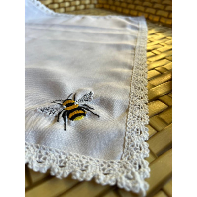 7722 GUARDANAPO ABELHA 45X45CM BRANCO 7722 GUARDANAPO ABELHA 45X45CM BRANCO